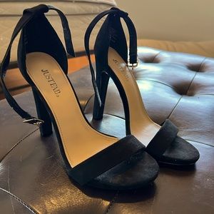 Women’s Black Stilettos
